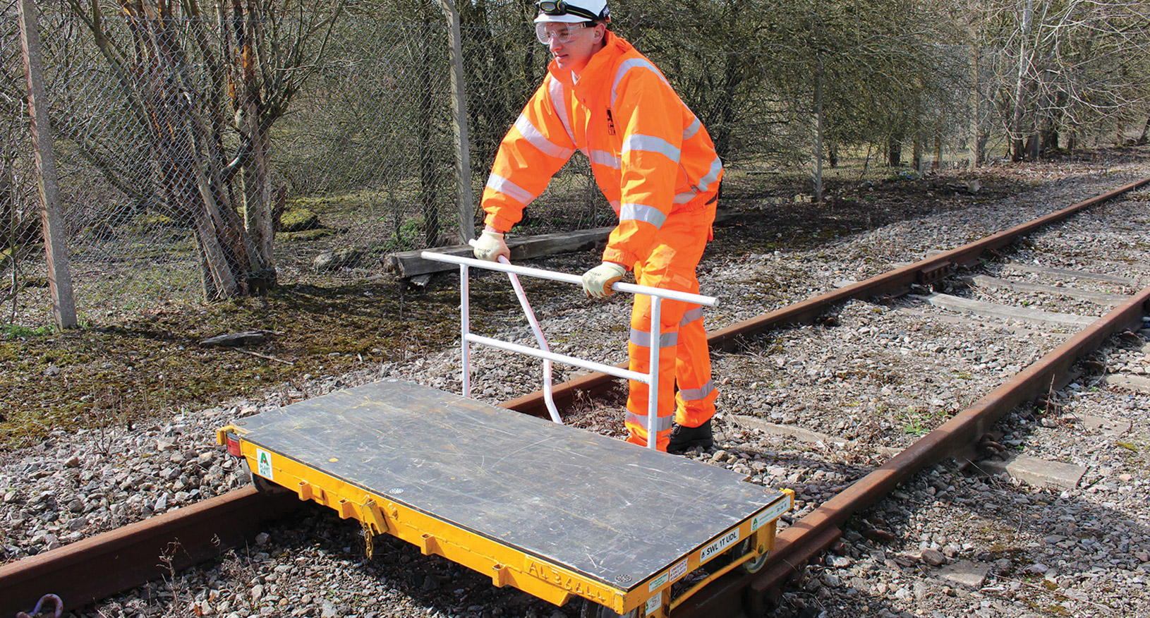 Rail Trolley Hire | Rail Track Trolleys | Sunbelt Rentals